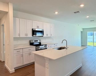 4426 Sw 80th Plaza - Photo Thumbnail 20