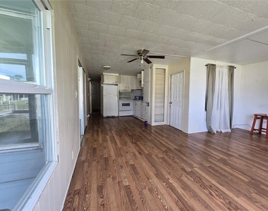 5414 Taylor Avenue - Photo Thumbnail 6