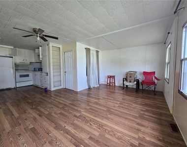 5414 Taylor Avenue - Photo Thumbnail 10