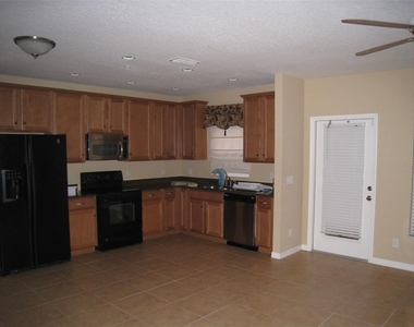 9663 Biscotti Avenue - Photo Thumbnail 2