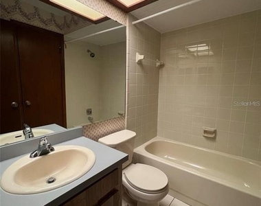 2481 Tahoe Circle - Photo Thumbnail 14
