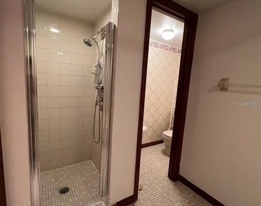 2481 Tahoe Circle - Photo Thumbnail 11