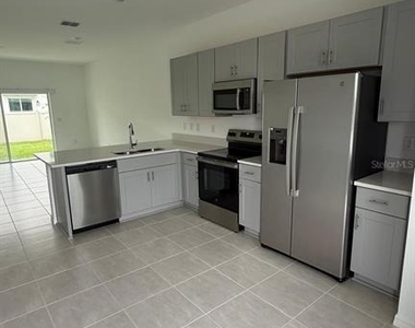 2890 Skyline Loop - Photo Thumbnail 5