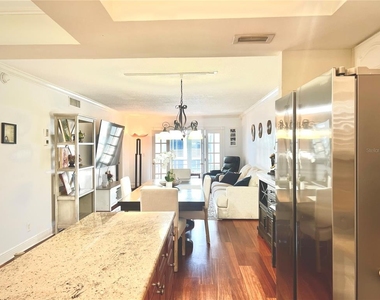 304 Golfview Road - Photo Thumbnail 12