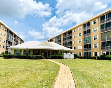 304 Golfview Road - Photo Thumbnail 28