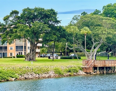 304 Golfview Road - Photo Thumbnail 54