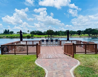 304 Golfview Road - Photo Thumbnail 46