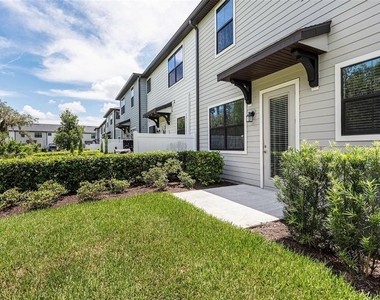 11043 Whistling Pine Way - Photo Thumbnail 14