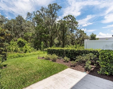 11043 Whistling Pine Way - Photo Thumbnail 15