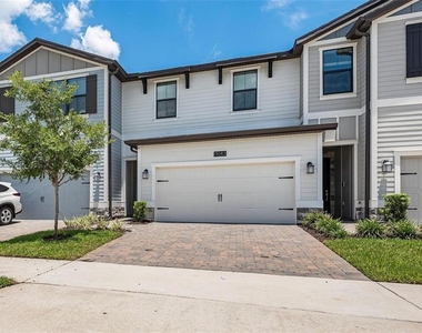 11043 Whistling Pine Way - Photo Thumbnail 2