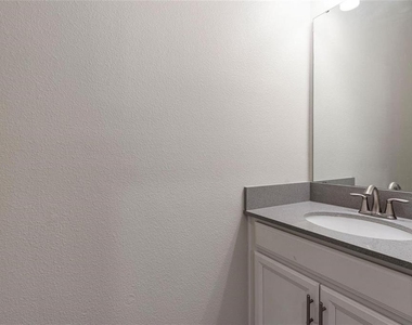 11043 Whistling Pine Way - Photo Thumbnail 12
