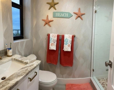 5396 Gulf Boulevard - Photo Thumbnail 9