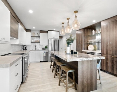 5396 Gulf Boulevard - Photo Thumbnail 2