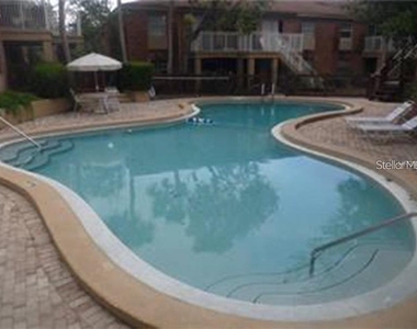 452 Banyon Tree Circle - Photo Thumbnail 17