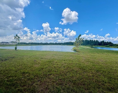 6213 Botticella Boulevard - Photo Thumbnail 3