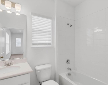 4518 Lions Gate Avenue - Photo Thumbnail 18