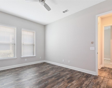 9211 Neher Street - Photo Thumbnail 15