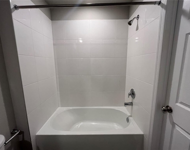 2443 Sweet Viburnum Way - Photo Thumbnail 23