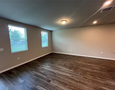 2443 Sweet Viburnum Way - Photo Thumbnail 3