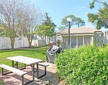 125 Springwood Circle - Photo Thumbnail 11