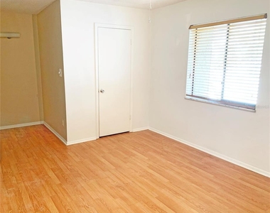 125 Springwood Circle - Photo Thumbnail 6