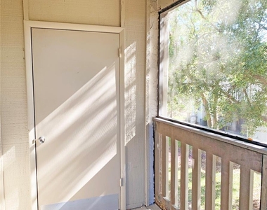 125 Springwood Circle - Photo Thumbnail 17