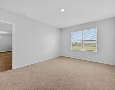 445 Panda Place - Photo Thumbnail 12