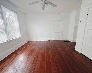 429 Ruth Ln - Photo Thumbnail 3