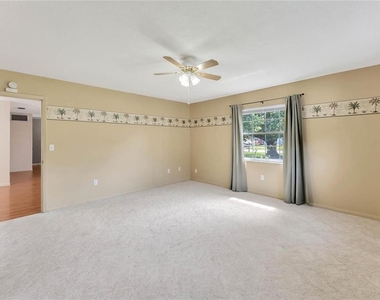 343 Michigan Ave - Photo Thumbnail 13