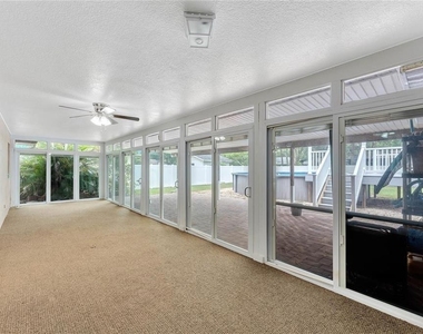 343 Michigan Ave - Photo Thumbnail 23