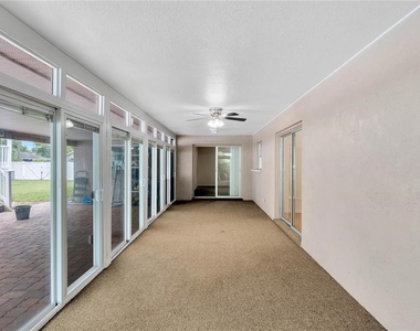 343 Michigan Ave - Photo Thumbnail 24