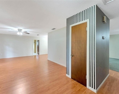 343 Michigan Ave - Photo Thumbnail 19
