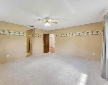 343 Michigan Ave - Photo Thumbnail 14