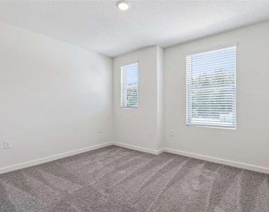 507 Remick Street - Photo Thumbnail 12