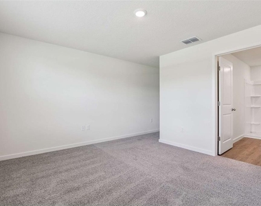 507 Remick Street - Photo Thumbnail 10