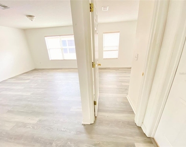 13631 Phoenix Drive - Photo Thumbnail 39