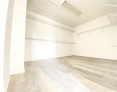 13631 Phoenix Drive - Photo Thumbnail 34