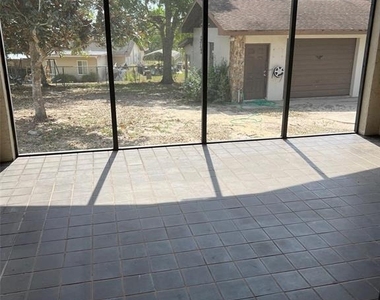 29 Miami Drive - Photo Thumbnail 7