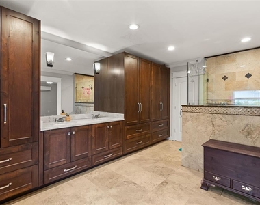 2120 Murdock Boulevard - Photo Thumbnail 15