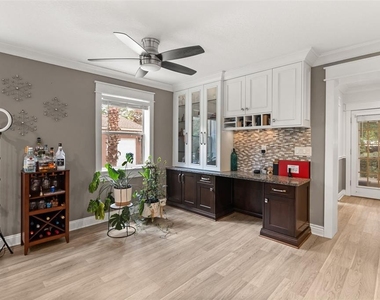2120 Murdock Boulevard - Photo Thumbnail 5
