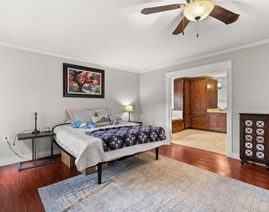 2120 Murdock Boulevard - Photo Thumbnail 21