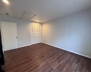 5343 Hansel Avenue - Photo Thumbnail 32