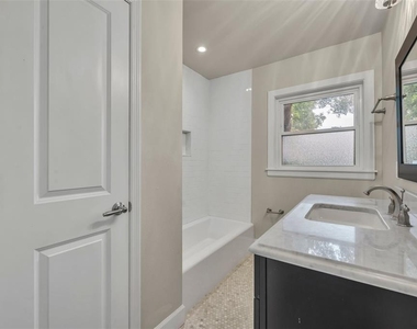 1939 Gunn Road - Photo Thumbnail 23
