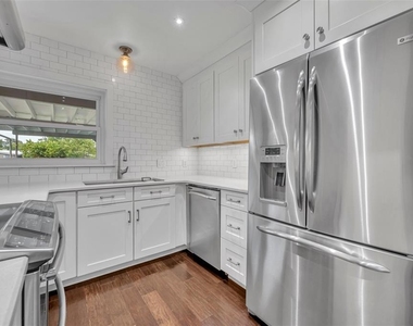 1939 Gunn Road - Photo Thumbnail 18