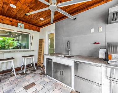 714 Norton Street - Photo Thumbnail 28