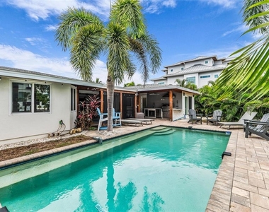 714 Norton Street - Photo Thumbnail 30