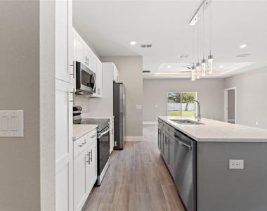1339 Congo Court - Photo Thumbnail 15