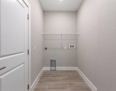 1339 Congo Court - Photo Thumbnail 26