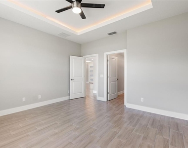 1339 Congo Court - Photo Thumbnail 23