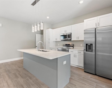 1339 Congo Court - Photo Thumbnail 13